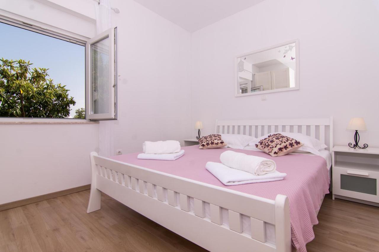 Apartman Sun Solin Leilighet Eksteriør bilde